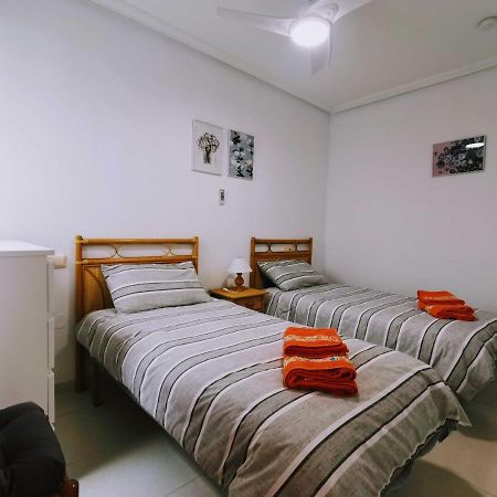El Sombrero Apartment With Free Wifi Playa Del Cura Torrevieja Exterior photo